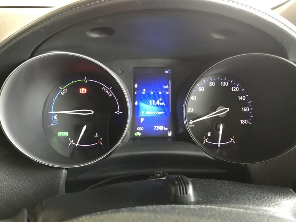 C Hrの燃費は悪い 街乗りや高速の実燃費は 改善し向上させる方法まで解説 カーブロ