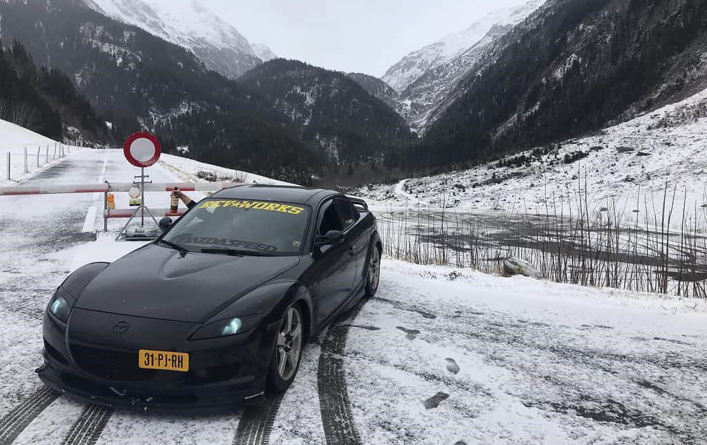 Rx 8は雪道に弱い 雪道走行の性能について分析してみました カーブロ
